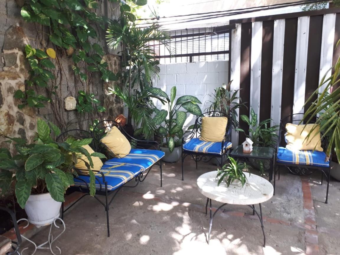 Hotel Alcaldeza - Garden House Maria Guadalupe Santo Domingo Luaran gambar